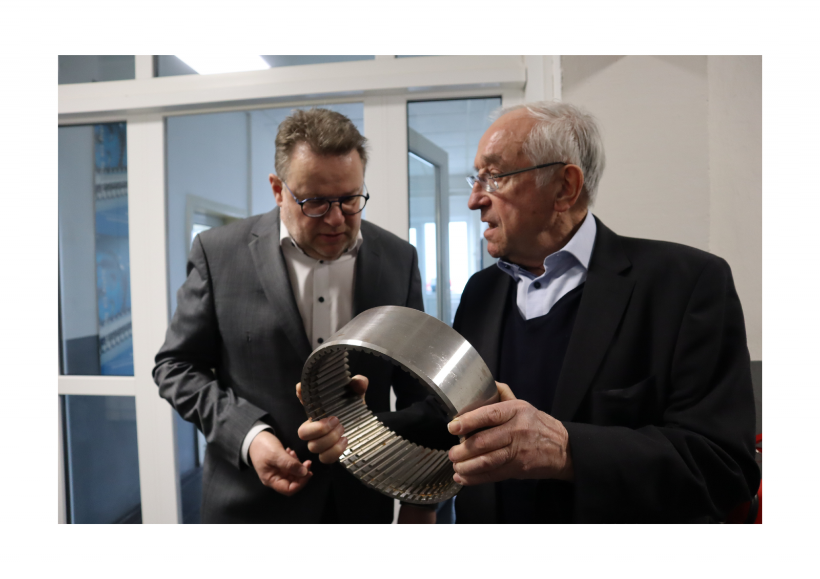 120 Jahre SWZ Zella-Mehlis: Unternehmer Werner Klink im Gespräch mit Bürgermeister Torsten Widder.